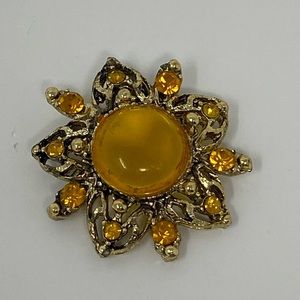 Vintage Light Amber Color Glass Cabochon Sunflower Brooch
